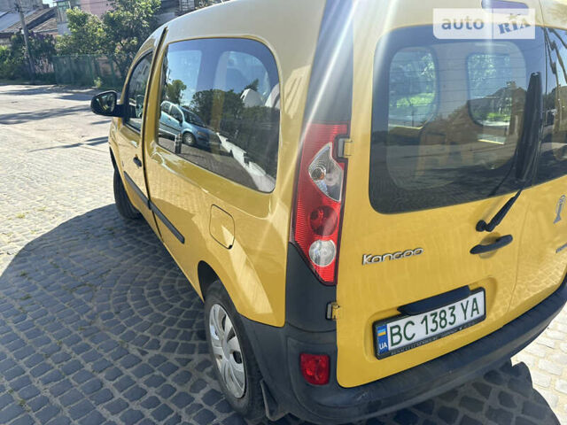 Желтый Рено Кенгу, объемом двигателя 0 л и пробегом 142 тыс. км за 4600 $, фото 6 на Automoto.ua