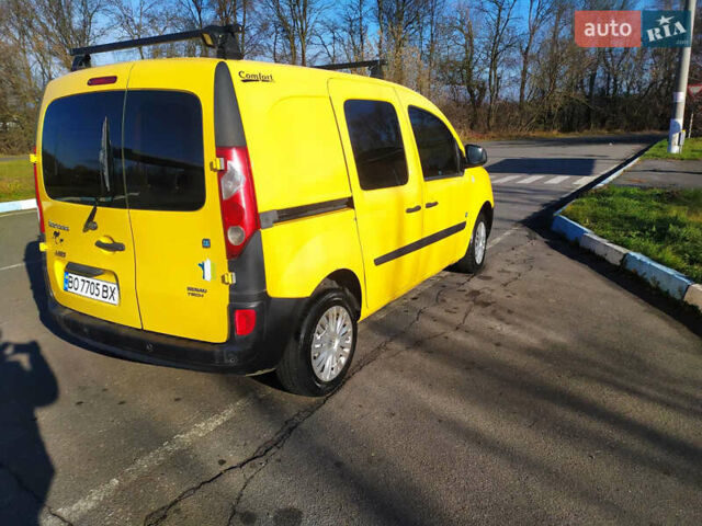 Желтый Рено Кенгу, объемом двигателя 0 л и пробегом 111 тыс. км за 5500 $, фото 8 на Automoto.ua