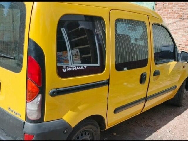 Желтый Рено Кенгу, объемом двигателя 1.9 л и пробегом 280 тыс. км за 2999 $, фото 3 на Automoto.ua