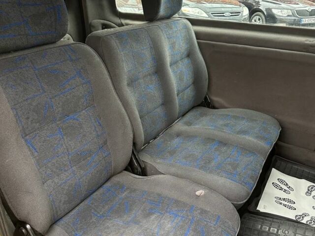 Жовтий Рено Кєнгу, об'ємом двигуна 1.9 л та пробігом 215 тис. км за 2500 $, фото 5 на Automoto.ua