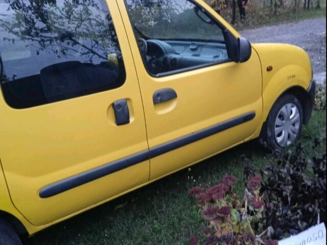 Желтый Рено Кенгу, объемом двигателя 1.9 л и пробегом 280 тыс. км за 2999 $, фото 8 на Automoto.ua