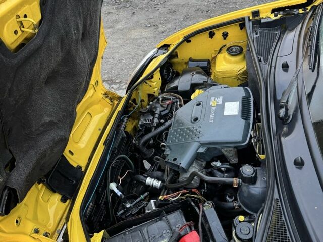 Желтый Рено Кенгу, объемом двигателя 1.9 л и пробегом 252 тыс. км за 2600 $, фото 6 на Automoto.ua