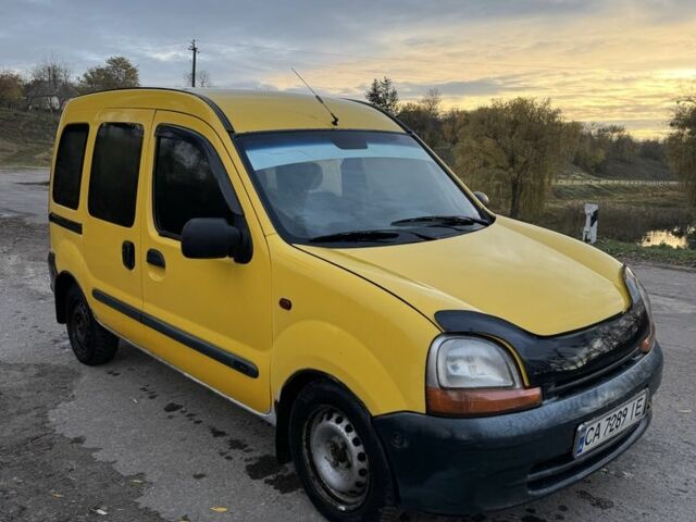 Желтый Рено Кенгу, объемом двигателя 1.9 л и пробегом 252 тыс. км за 2600 $, фото 2 на Automoto.ua