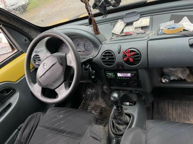 Жовтий Рено Кєнгу, об'ємом двигуна 1 л та пробігом 459 тис. км за 2150 $, фото 4 на Automoto.ua