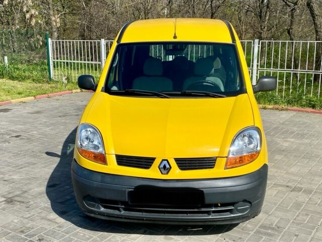 Желтый Рено Кенгу, объемом двигателя 0 л и пробегом 166 тыс. км за 3750 $, фото 2 на Automoto.ua