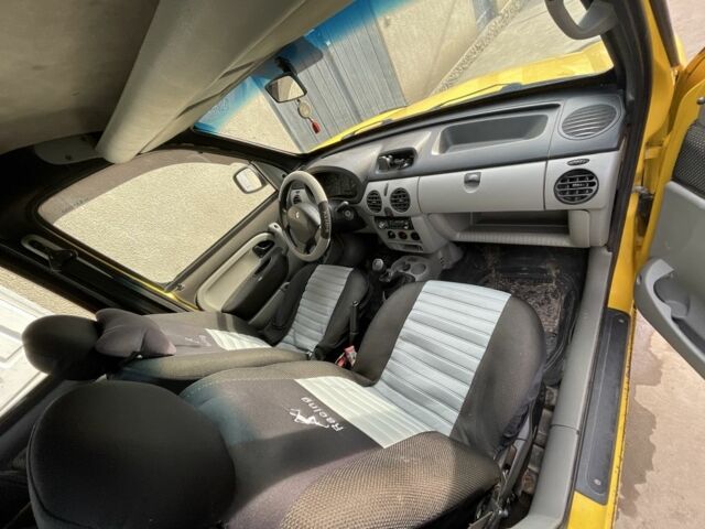 Жовтий Рено Кєнгу, об'ємом двигуна 1.5 л та пробігом 290 тис. км за 2550 $, фото 3 на Automoto.ua