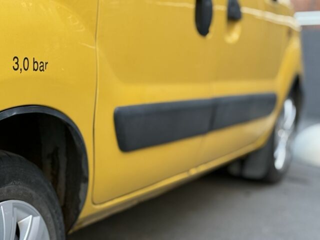 Рено Кєнгу 2003 у Дніпро (Дніпропетровську) на Automoto.ua Жовтий Рено Кєнгу, об'ємом двигуна 1.9 л та пробігом 230 тис. км за 2800 $, фото 9 на Automoto.ua