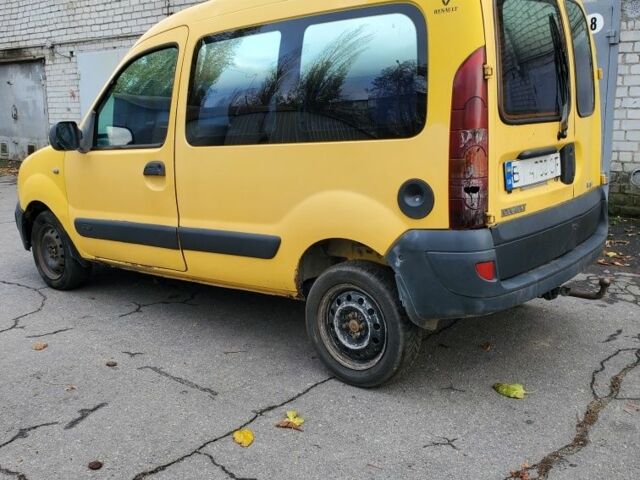 Желтый Рено Кенгу, объемом двигателя 1.5 л и пробегом 300 тыс. км за 2300 $, фото 3 на Automoto.ua