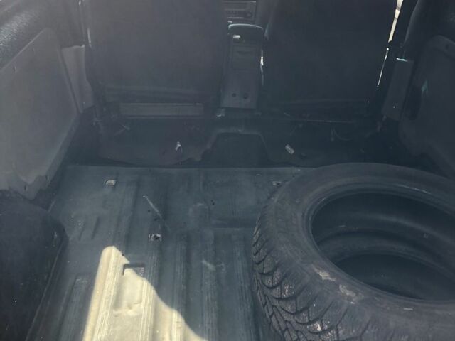 Желтый Рено Кенгу, объемом двигателя 0 л и пробегом 100 тыс. км за 2000 $, фото 11 на Automoto.ua