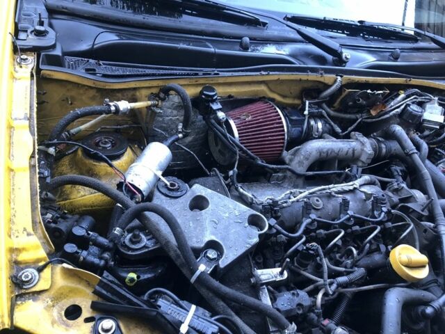 Желтый Рено Кенгу, объемом двигателя 0 л и пробегом 100 тыс. км за 2000 $, фото 7 на Automoto.ua