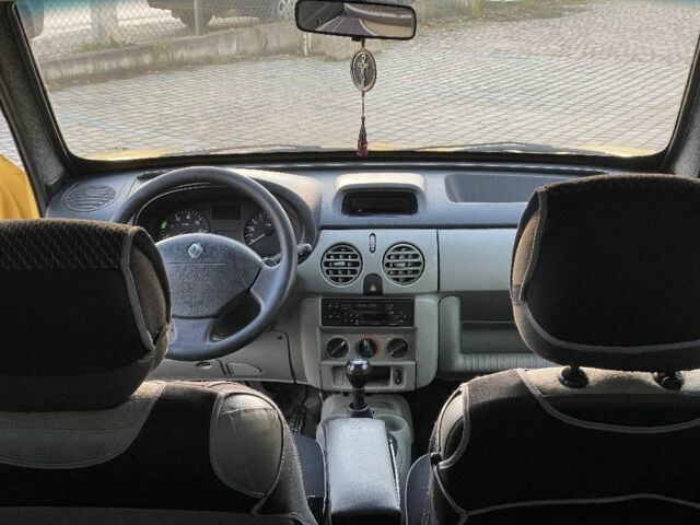 Жовтий Рено Кєнгу, об'ємом двигуна 1.5 л та пробігом 185 тис. км за 3600 $, фото 10 на Automoto.ua