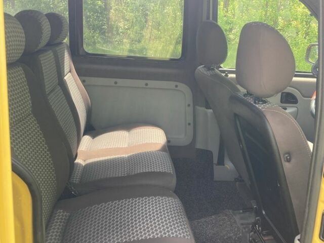 Жовтий Рено Кєнгу, об'ємом двигуна 1.5 л та пробігом 201 тис. км за 3500 $, фото 4 на Automoto.ua