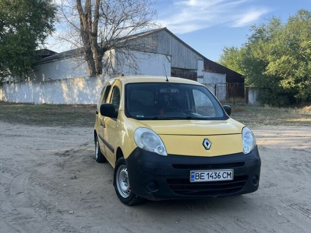 Желтый Рено Кенгу, объемом двигателя 1.5 л и пробегом 3 тыс. км за 4300 $, фото 1 на Automoto.ua