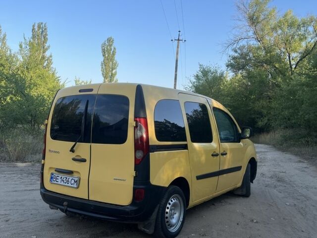 Желтый Рено Кенгу, объемом двигателя 1.5 л и пробегом 3 тыс. км за 4300 $, фото 4 на Automoto.ua