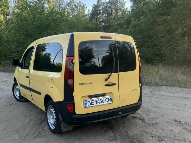 Желтый Рено Кенгу, объемом двигателя 1.5 л и пробегом 3 тыс. км за 4300 $, фото 2 на Automoto.ua