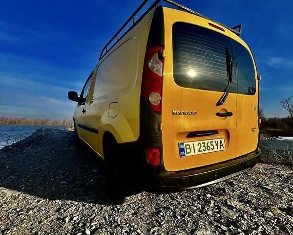 Желтый Рено Кенгу, объемом двигателя 0 л и пробегом 130 тыс. км за 4200 $, фото 4 на Automoto.ua