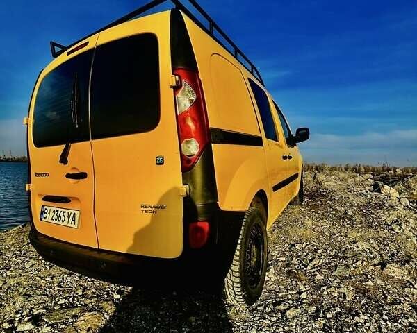 Желтый Рено Кенгу, объемом двигателя 0 л и пробегом 130 тыс. км за 4200 $, фото 5 на Automoto.ua