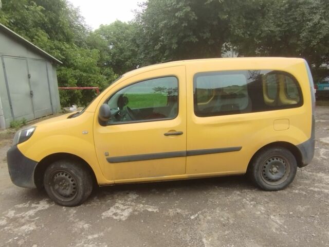 Желтый Рено Кенгу, объемом двигателя 0 л и пробегом 128 тыс. км за 4900 $, фото 7 на Automoto.ua