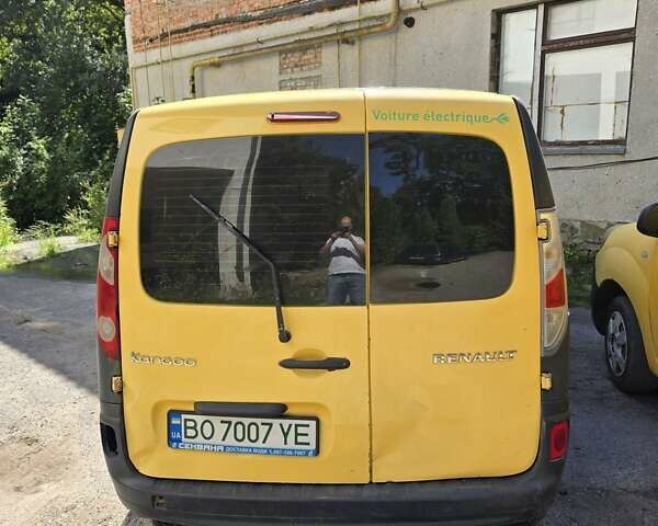 Желтый Рено Кенгу, объемом двигателя 0 л и пробегом 1 тыс. км за 3800 $, фото 3 на Automoto.ua