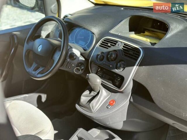 Желтый Рено Кенгу, объемом двигателя 0 л и пробегом 101 тыс. км за 5300 $, фото 17 на Automoto.ua