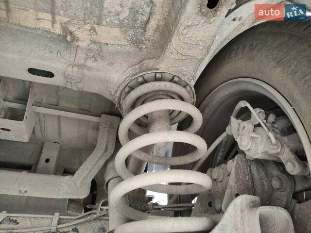 Желтый Рено Кенгу, объемом двигателя 0 л и пробегом 97 тыс. км за 6899 $, фото 76 на Automoto.ua