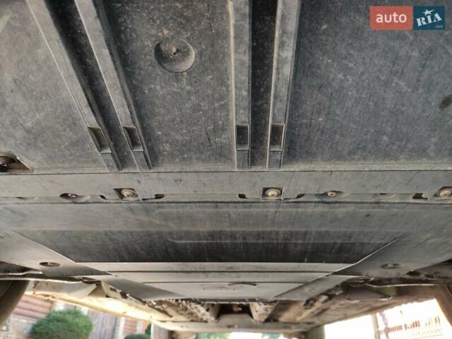 Желтый Рено Кенгу, объемом двигателя 0 л и пробегом 97 тыс. км за 6899 $, фото 71 на Automoto.ua