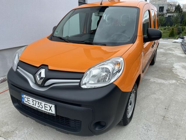 Желтый Рено Кенгу, объемом двигателя 1.5 л и пробегом 291 тыс. км за 10990 $, фото 2 на Automoto.ua