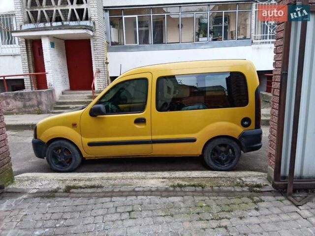 Желтый Рено Кенгу, объемом двигателя 1.87 л и пробегом 200 тыс. км за 2000 $, фото 5 на Automoto.ua