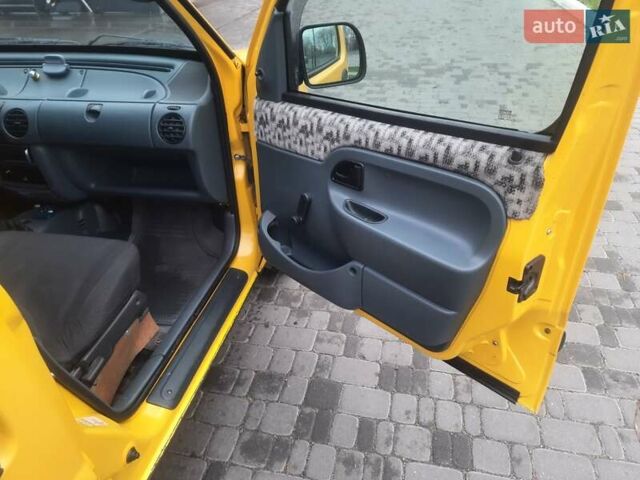 Жовтий Рено Кєнгу, об'ємом двигуна 1.87 л та пробігом 216 тис. км за 3000 $, фото 51 на Automoto.ua