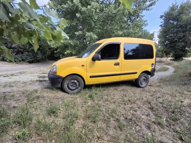 Желтый Рено Кенгу, объемом двигателя 1.9 л и пробегом 300 тыс. км за 1600 $, фото 1 на Automoto.ua