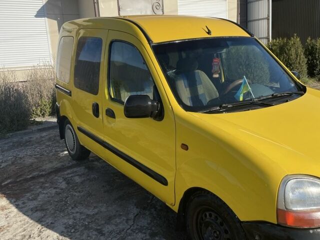 Желтый Рено Кенгу, объемом двигателя 1.9 л и пробегом 233 тыс. км за 2300 $, фото 2 на Automoto.ua
