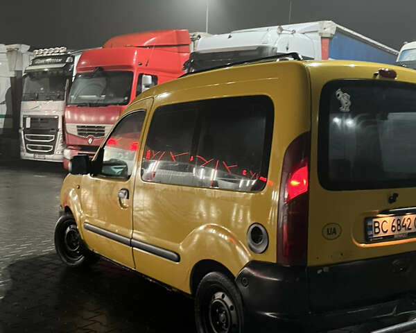 Желтый Рено Кенгу, объемом двигателя 1.87 л и пробегом 370 тыс. км за 2800 $, фото 4 на Automoto.ua