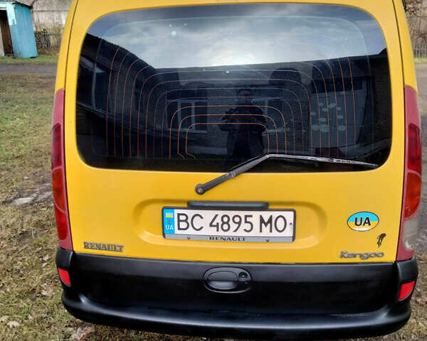 Желтый Рено Кенгу, объемом двигателя 1.87 л и пробегом 382 тыс. км за 2350 $, фото 4 на Automoto.ua