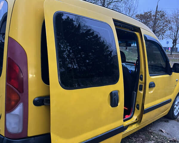 Желтый Рено Кенгу, объемом двигателя 1.87 л и пробегом 358 тыс. км за 3000 $, фото 19 на Automoto.ua