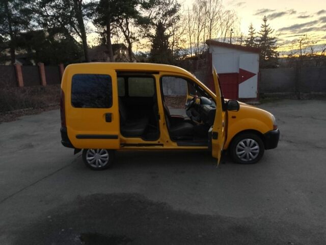 Желтый Рено Кенгу, объемом двигателя 1.9 л и пробегом 328 тыс. км за 3000 $, фото 12 на Automoto.ua