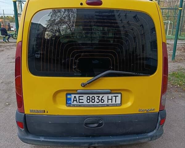 Желтый Рено Кенгу, объемом двигателя 1.9 л и пробегом 229 тыс. км за 3200 $, фото 5 на Automoto.ua