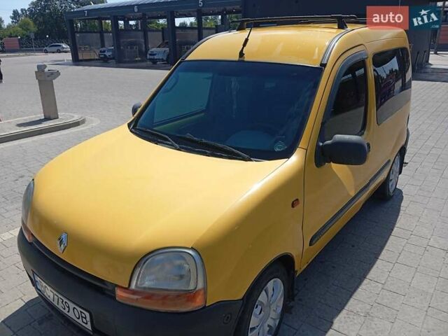 Желтый Рено Кенгу, объемом двигателя 1.9 л и пробегом 218 тыс. км за 3500 $, фото 1 на Automoto.ua