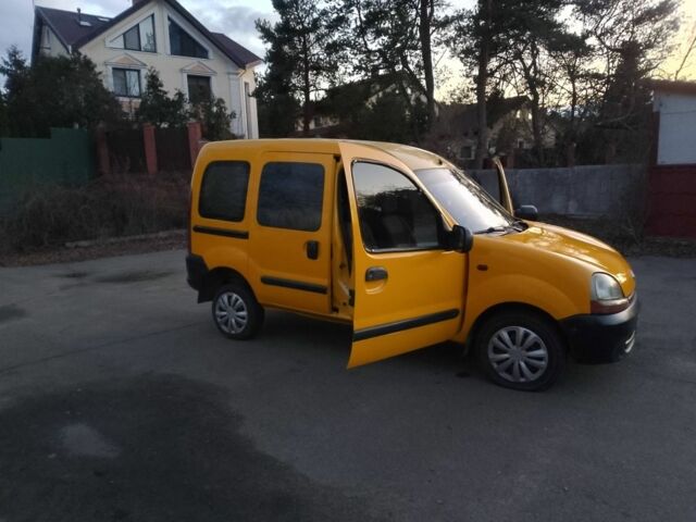 Желтый Рено Кенгу, объемом двигателя 1.9 л и пробегом 328 тыс. км за 3000 $, фото 1 на Automoto.ua