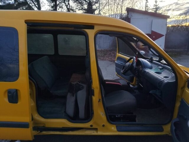 Желтый Рено Кенгу, объемом двигателя 1.9 л и пробегом 328 тыс. км за 3000 $, фото 8 на Automoto.ua