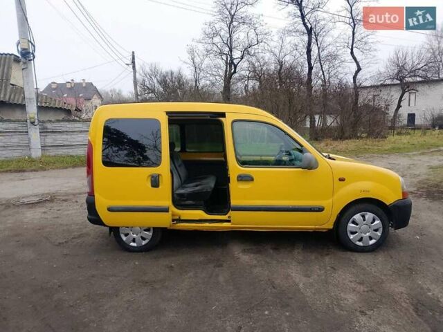 Желтый Рено Кенгу, объемом двигателя 1.9 л и пробегом 215 тыс. км за 3000 $, фото 18 на Automoto.ua