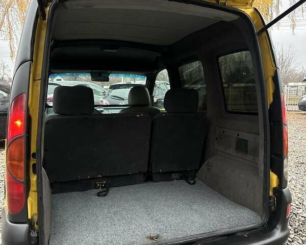 Желтый Рено Кенгу, объемом двигателя 1.9 л и пробегом 215 тыс. км за 2500 $, фото 15 на Automoto.ua