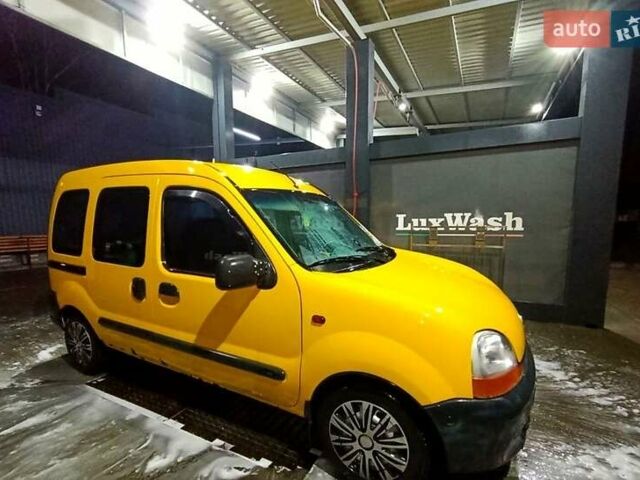 Желтый Рено Кенгу, объемом двигателя 1.9 л и пробегом 230 тыс. км за 2600 $, фото 5 на Automoto.ua