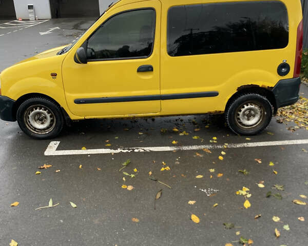 Желтый Рено Кенгу, объемом двигателя 1.87 л и пробегом 380 тыс. км за 2000 $, фото 4 на Automoto.ua