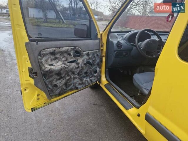 Жовтий Рено Кєнгу, об'ємом двигуна 0 л та пробігом 223 тис. км за 2700 $, фото 11 на Automoto.ua