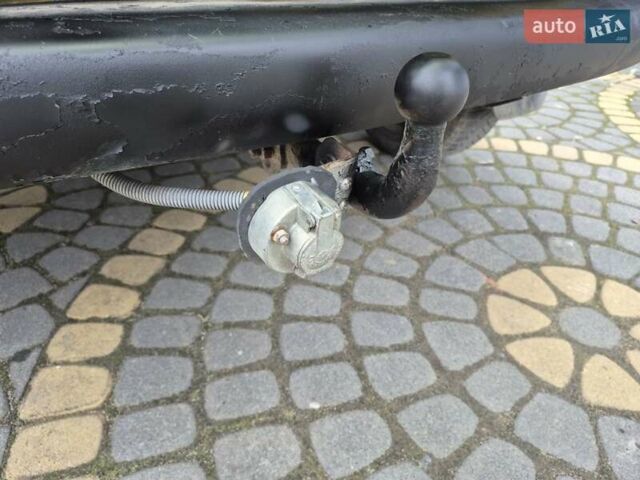 Желтый Рено Кенгу, объемом двигателя 1.9 л и пробегом 300 тыс. км за 2500 $, фото 8 на Automoto.ua