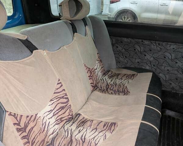 Желтый Рено Кенгу, объемом двигателя 1.87 л и пробегом 379 тыс. км за 3200 $, фото 4 на Automoto.ua