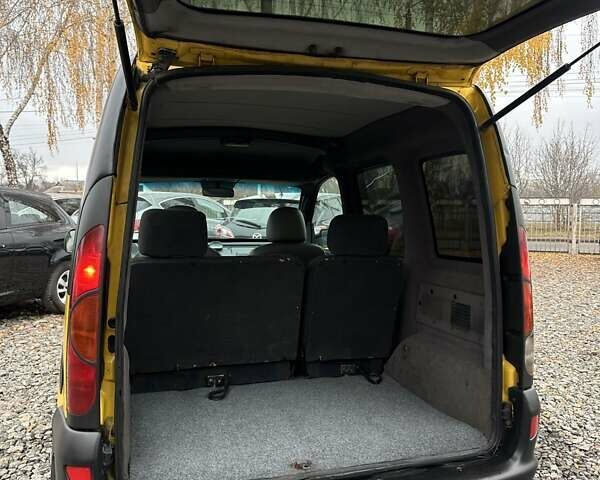 Желтый Рено Кенгу, объемом двигателя 1.9 л и пробегом 215 тыс. км за 2500 $, фото 16 на Automoto.ua