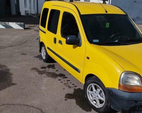 Желтый Рено Кенгу, объемом двигателя 1.9 л и пробегом 185 тыс. км за 2800 $, фото 1 на Automoto.ua