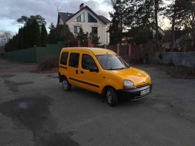 Желтый Рено Кенгу, объемом двигателя 1.9 л и пробегом 328 тыс. км за 3000 $, фото 3 на Automoto.ua
