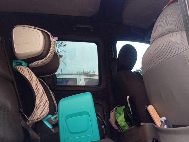 Жовтий Рено Кєнгу, об'ємом двигуна 1.9 л та пробігом 218 тис. км за 3500 $, фото 5 на Automoto.ua